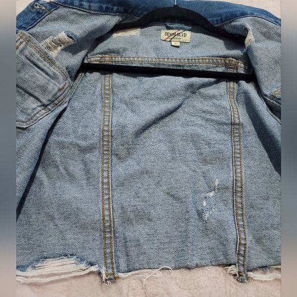 Denim Blvd Los Angeles Puff Sleeve Ripped Raw Hem Crop Jean Jacket Dark Blue S - Picture 10 of 12